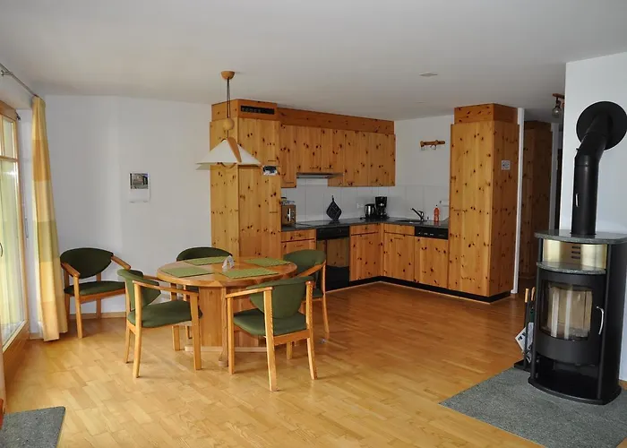 Daire Trü-sura Nr. 4 *